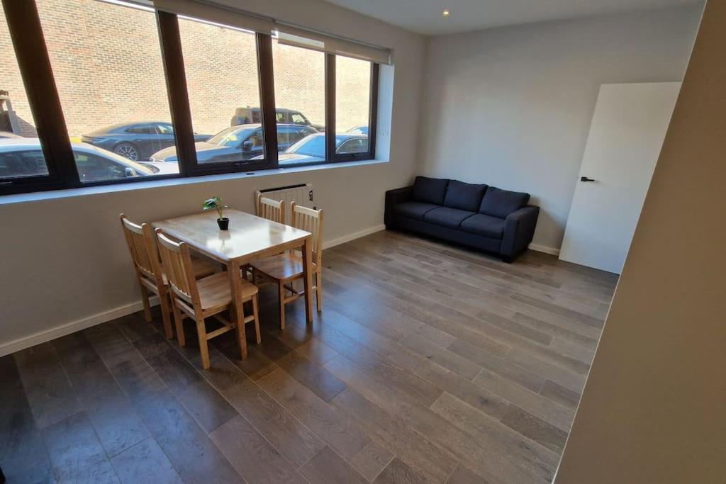 Dream Apartment Finchley 4 Min Walk To The Train Hendon Eksteriør billede